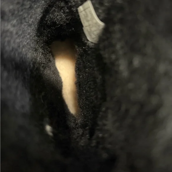 Ugg Classic Short ll chestnut boots black size 10 - Picture 8 of 9